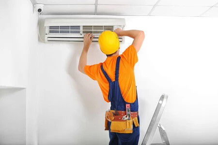 Il servizio di installazione dell'aria condizionata ti fa risparmiare molti problemi